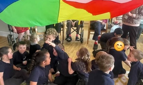 News » Reception children Visit Signature House